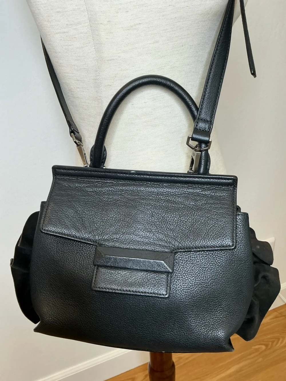 Decke Classic Black Leather Top-Handle Satchel Women Bags Velvet Ruffed Trim